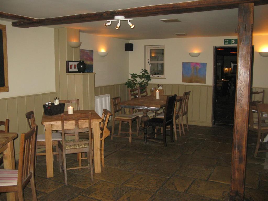 The Chequers Inn Cassington Exteriér fotografie