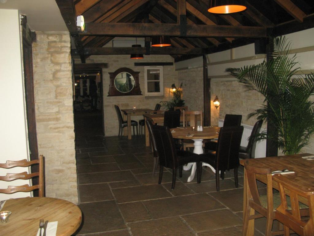 The Chequers Inn Cassington Exteriér fotografie