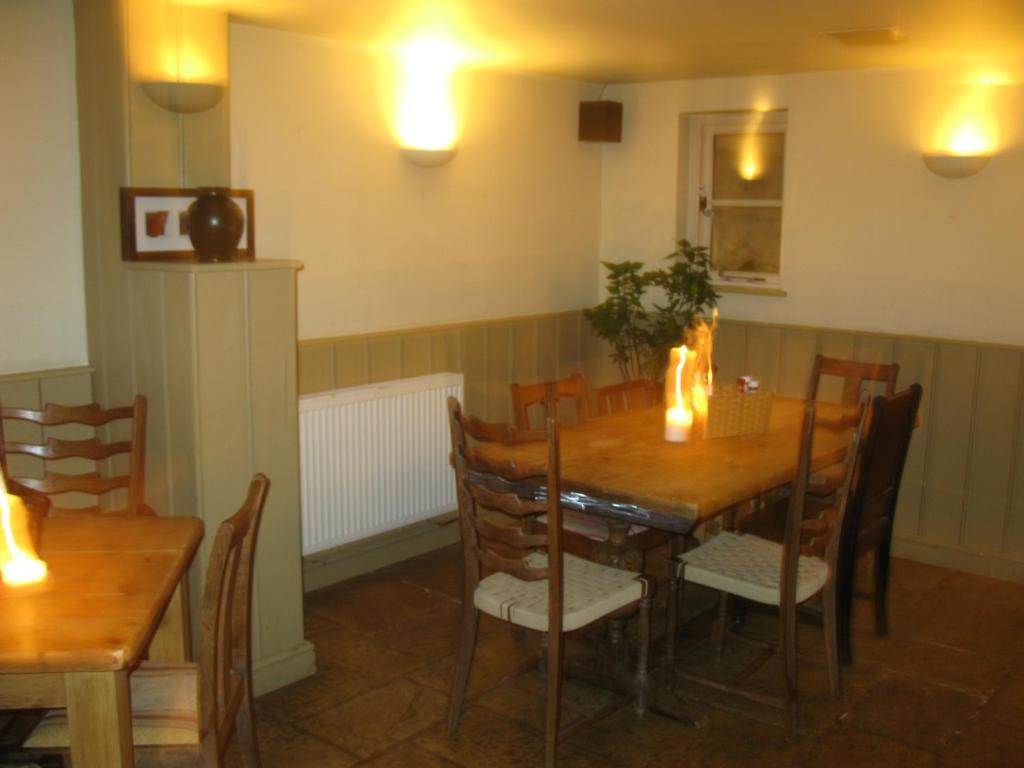 The Chequers Inn Cassington Exteriér fotografie